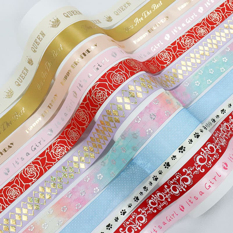 grosgrain مقابل الشريط الساتان